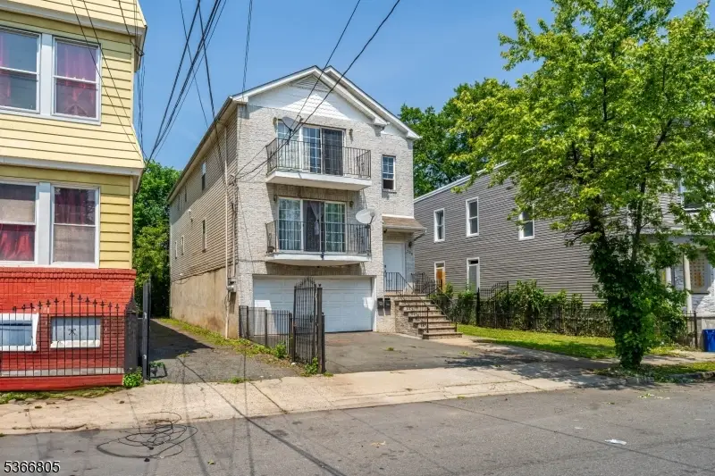 303-305 W Runyon St, Newark, NJ 07108 - Image #3