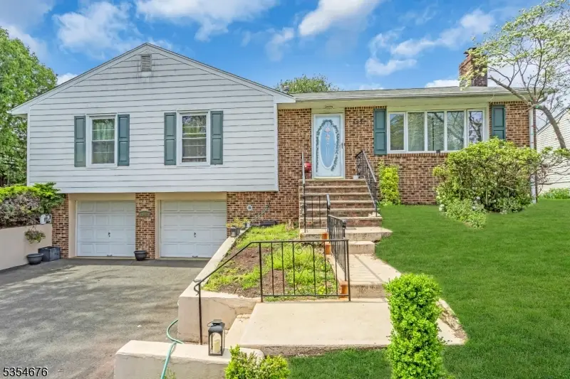 442 Stalevicz Ln, Rahway, NJ 07065 - Image #1