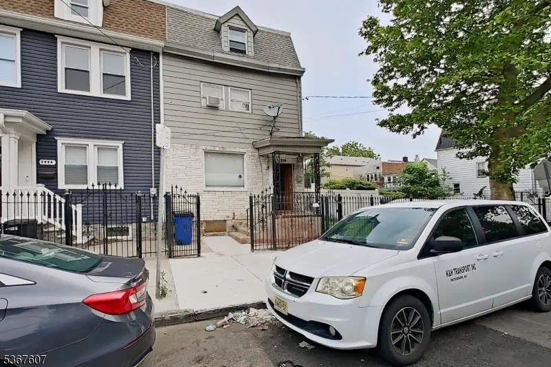299 7th Ave, Newark, NJ 07107 - Image #3