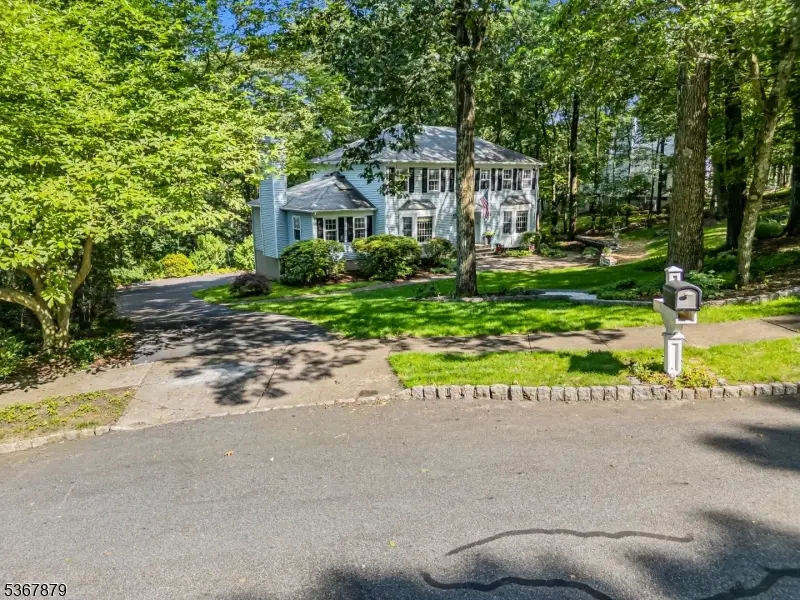 4 Fern Ct, Roxbury Township, NJ 07836 - Image #3