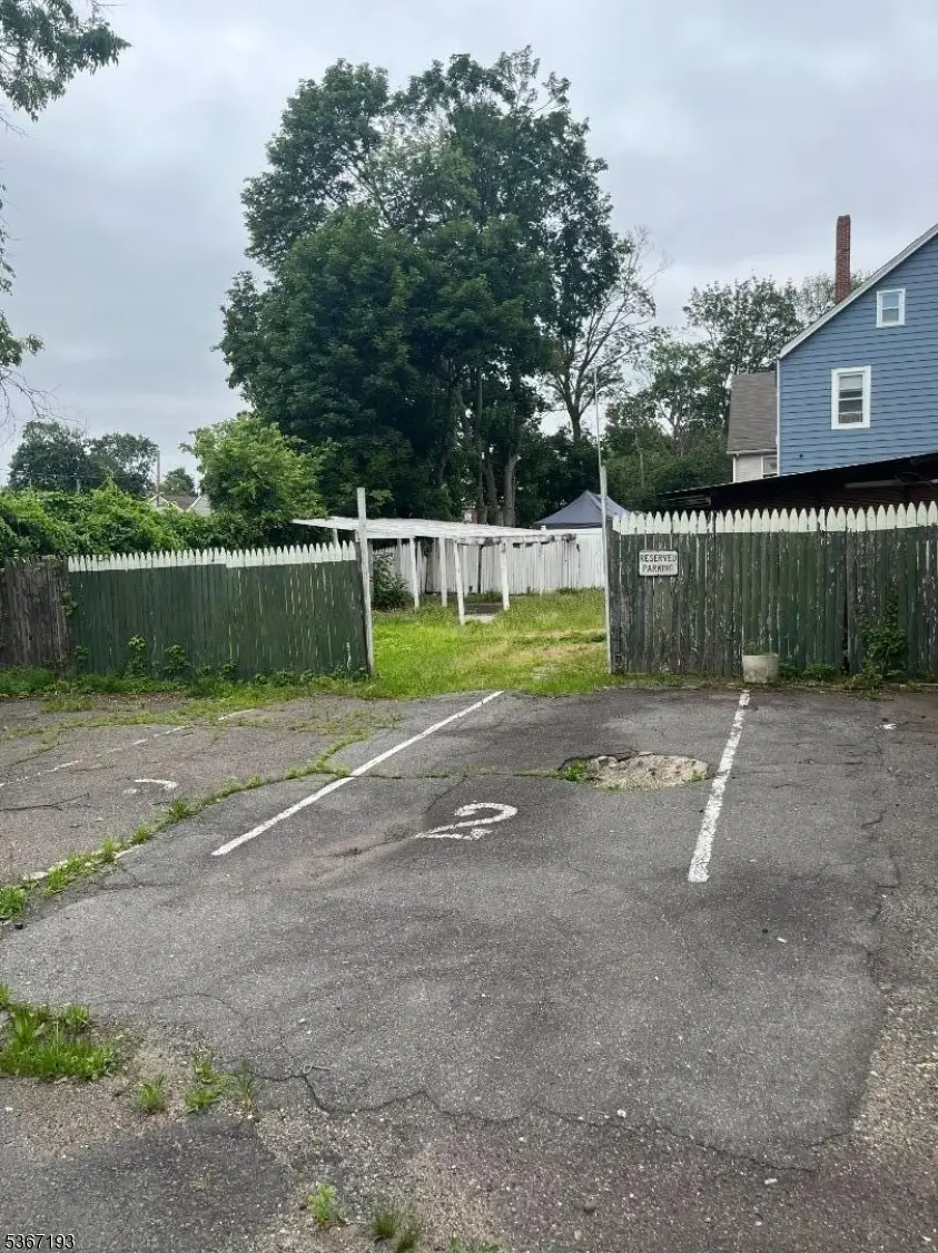 116 Oxford St, Paterson, NJ 07522 - Image #2