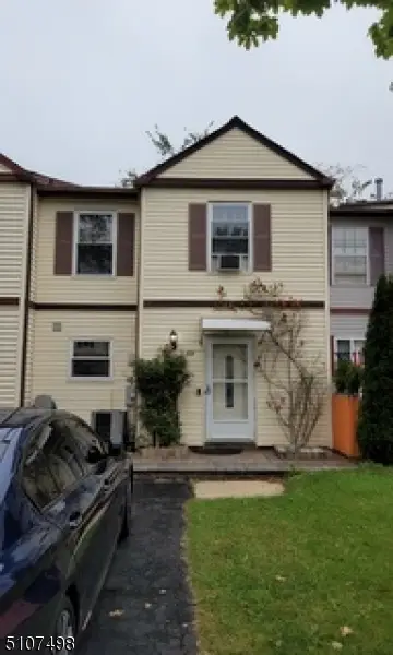 69 Redbud Rd, Piscataway, NJ 08854 - Image #1