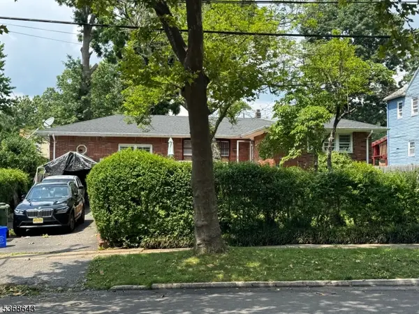 210 W 7th Ave, Roselle Boro, NJ 07203