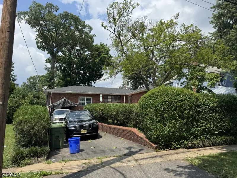 210 W 7th Ave, Roselle, NJ 07203 - Image #2