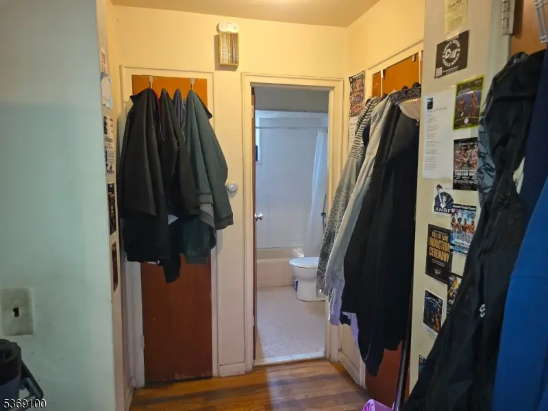 104 N Beverwyck Rd #7, Lake Hiawatha, NJ 07034 - Image #2