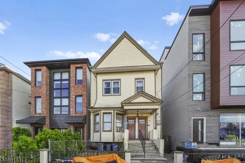 97 Thorne St, Jersey City, NJ 07307 - #1