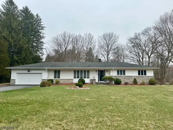 15 Luff Rd, Boonton Twp., NJ 07005