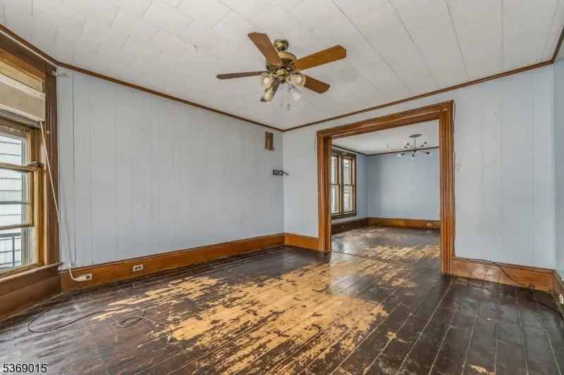 111 E Washington Ave, Washington, NJ 07882 - Image #3