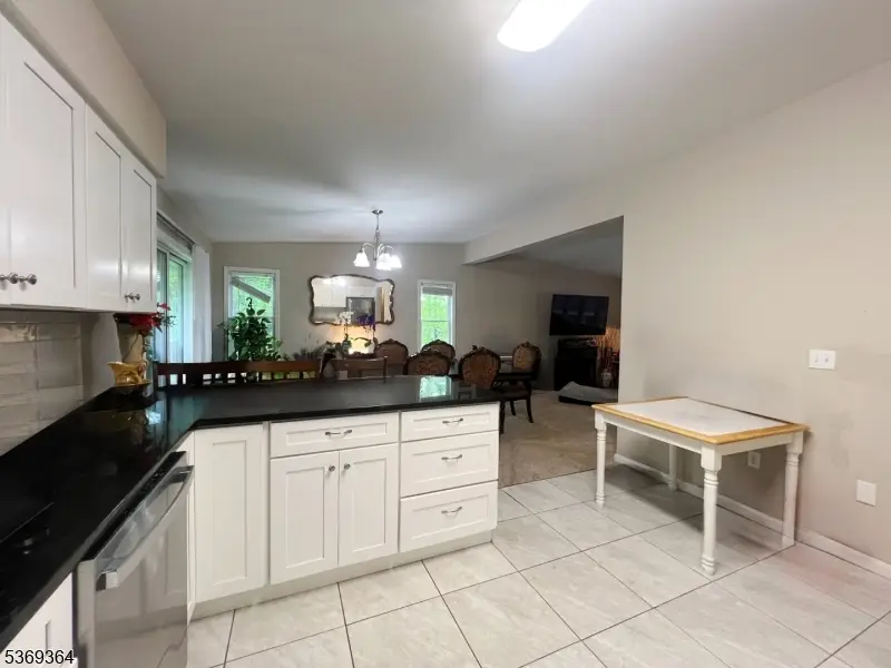 34 Lakeside Dr, Vernon Township, NJ 07461 - Image #2