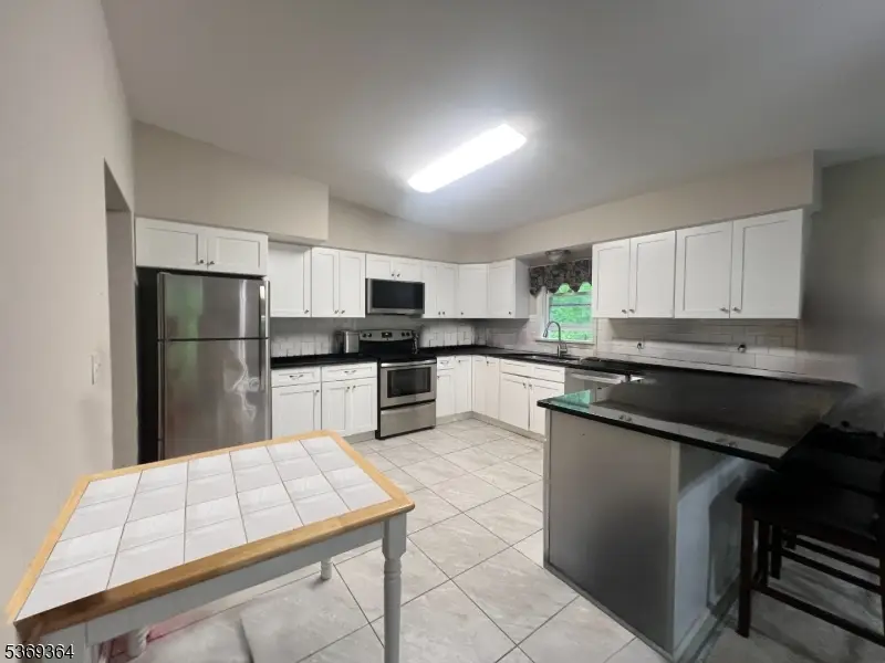 34 Lakeside Dr, Vernon Township, NJ 07461 - Image #3