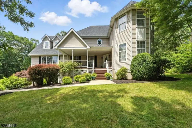 10 Peter Dr, Allamuchy Township, NJ 07840 - Image #1