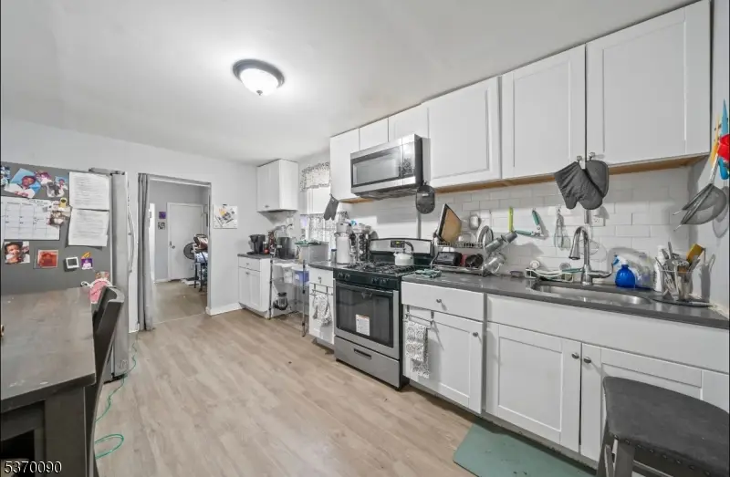 70 Welland Ave, Irvington, NJ 07111 - Image #3