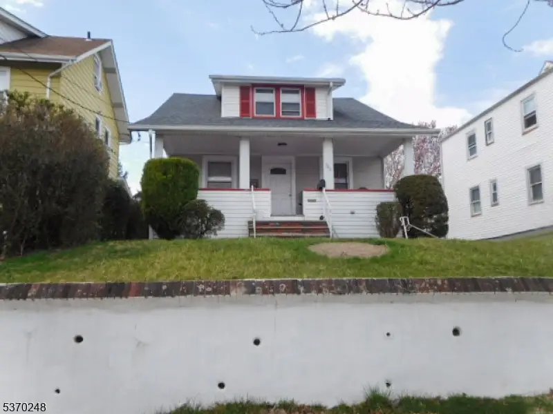 348 Lakeview Ave, Clifton, NJ 07011 - Image #1