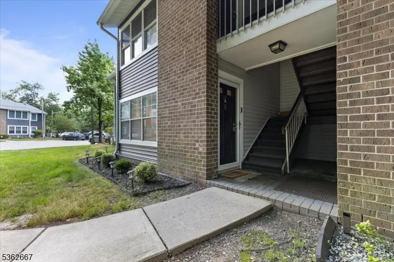 63 Pennsylvania Way, North Brunswick, NJ 08902 - Image #2