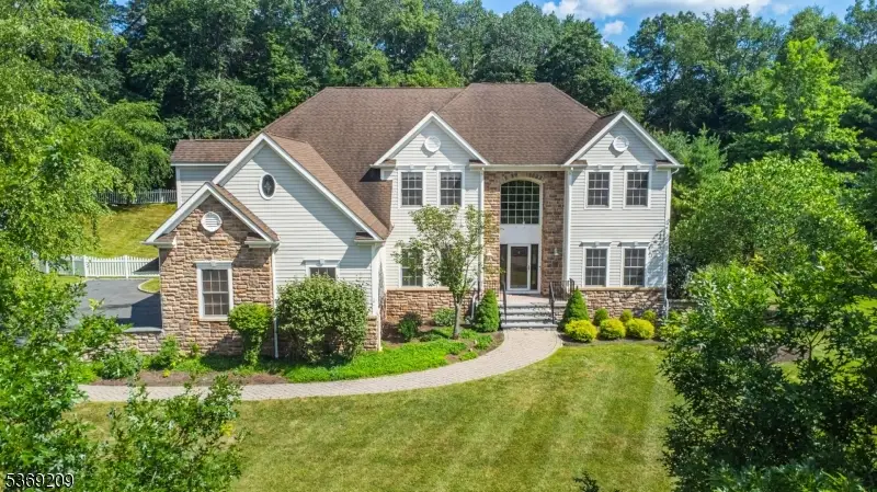 6 Perin Pl, Succasunna, NJ 07876 - Image #1