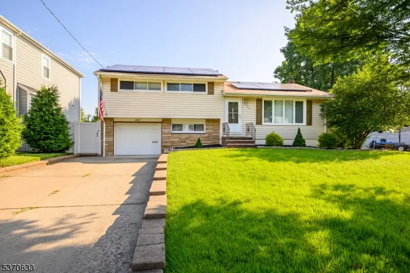 687 Sycamore St, Rahway, NJ 07065 - Image #1