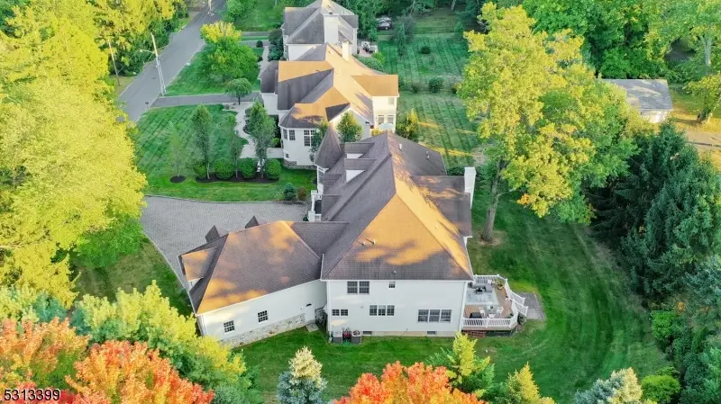 18 Wildwood Ter, Watchung, NJ 07069 - Image #2