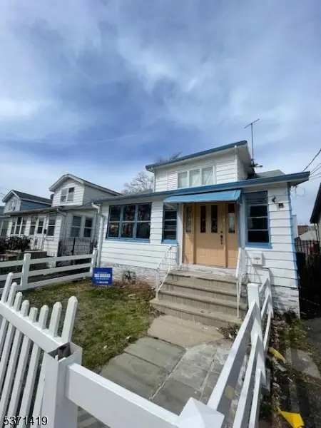 15 Temple Pl, Irvington, NJ 07111 - Image #1