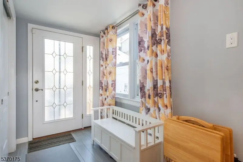 321 Warren St, Harrison, NJ 07029 - Image #2