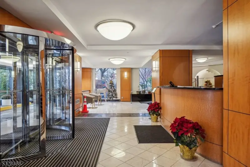 377 S Harrison St #5K, East Orange, NJ 07018 - Image #2