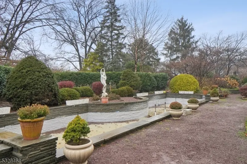 377 S Harrison St #5K, East Orange, NJ 07018 - Image #3