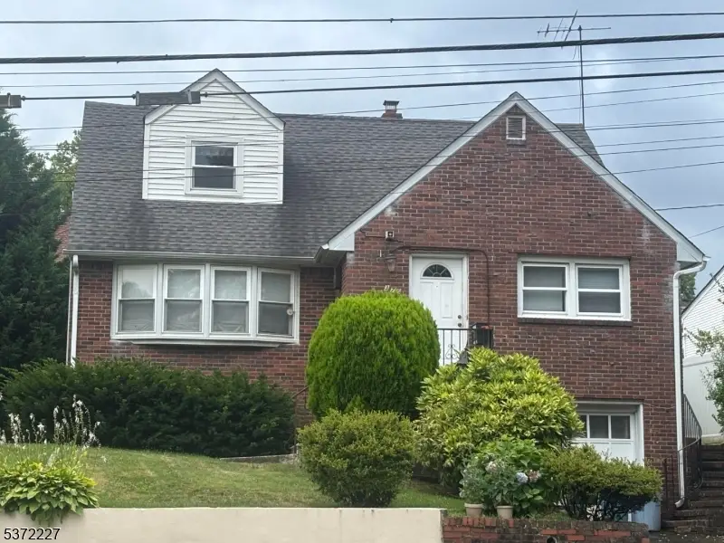375 Brook Ave, Passaic, NJ 07055 - #1