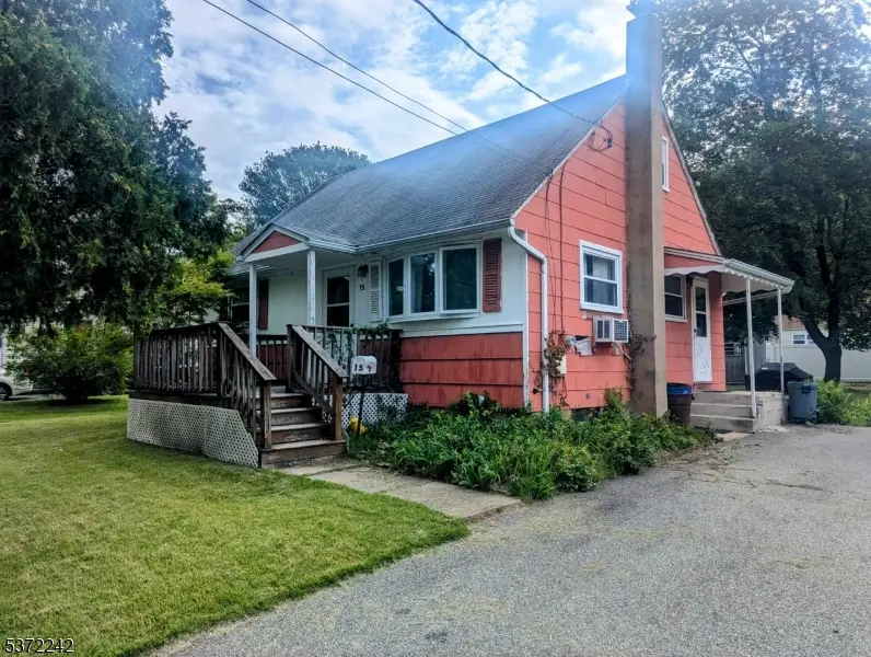 15 Janet Dr, Mine Hill, NJ 07803 - Image #1