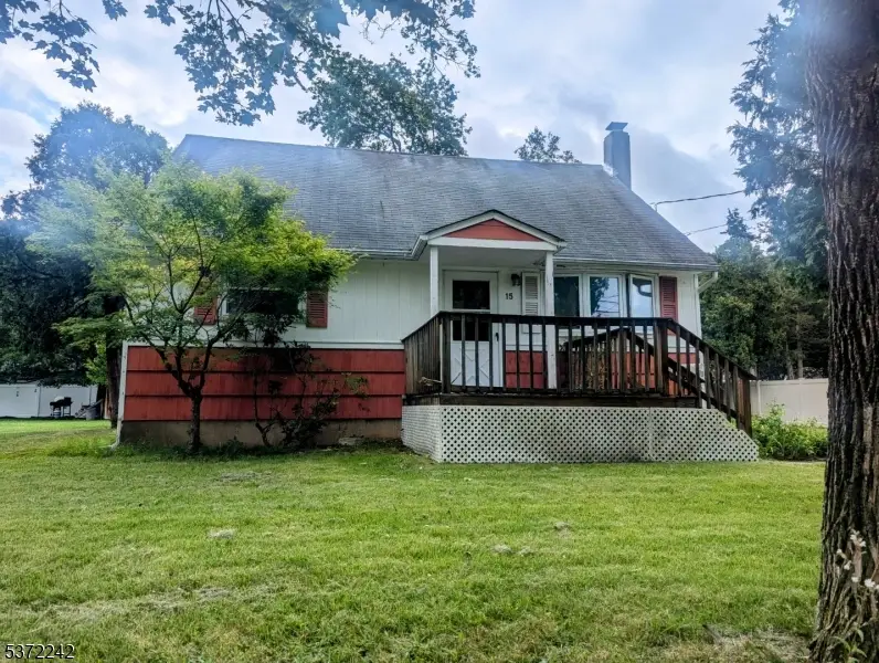 15 Janet Dr, Mine Hill, NJ 07803 - Image #2