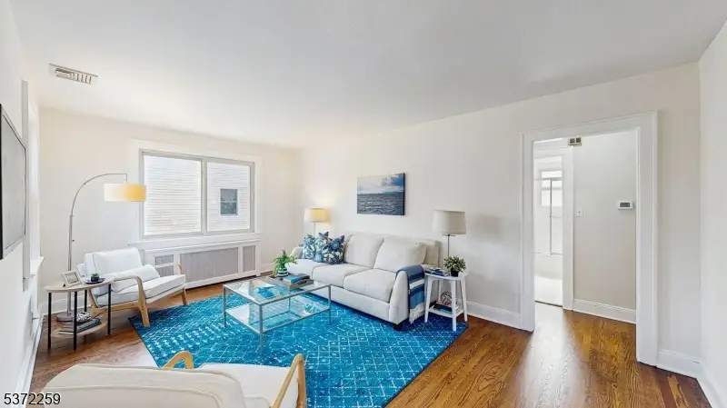 10 Ridgedale Ave West, East Hanover, NJ 07936 - Image #3