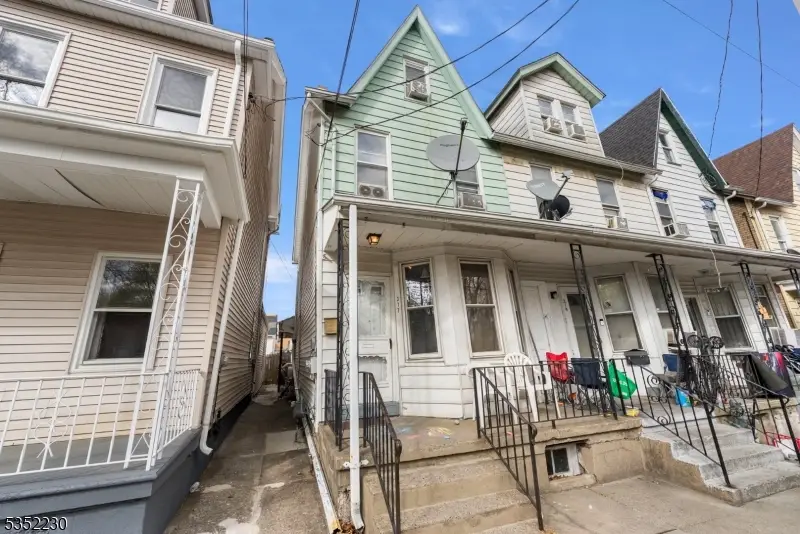 317 Mercer St, Phillipsburg, NJ 08865 - Image #1