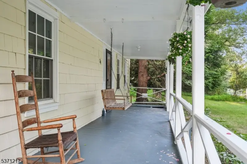 34 Farmersville Rd, Tewksbury, NJ 08833 - Image #1