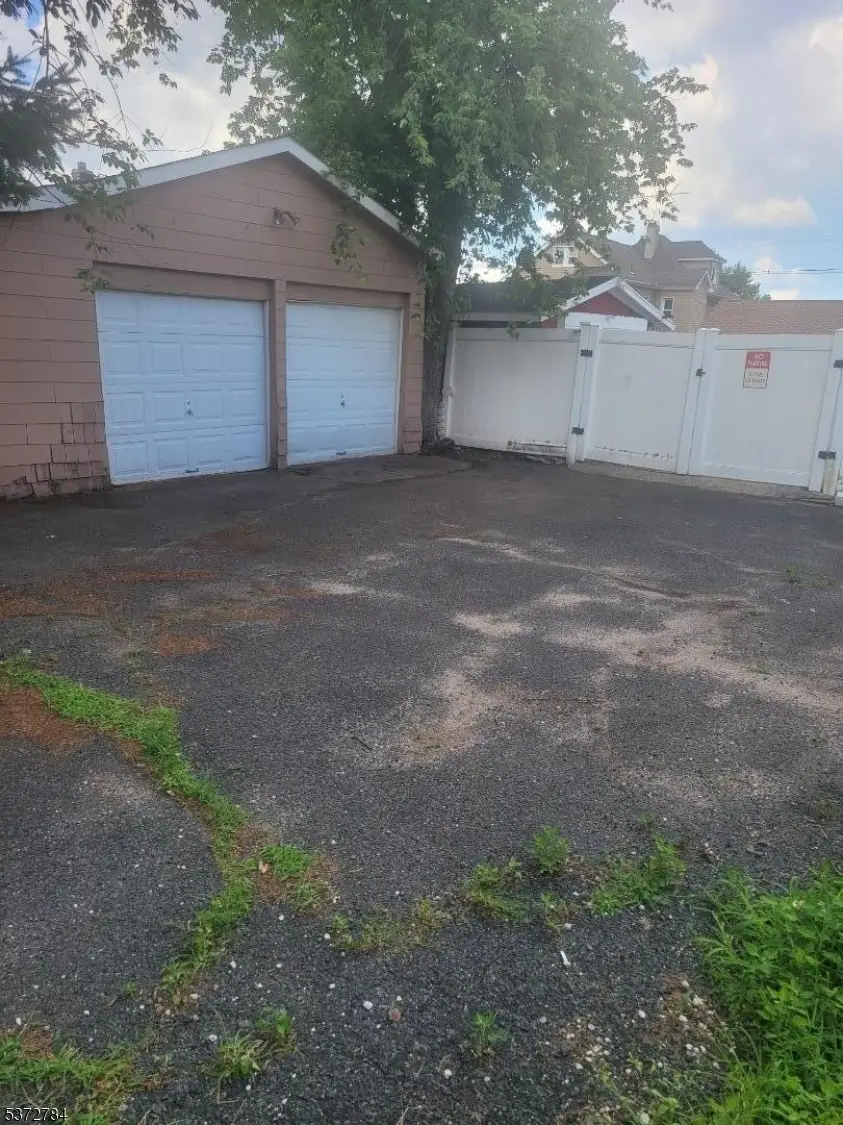 614 10th St, Lyndhurst, NJ 07071 - Image #2