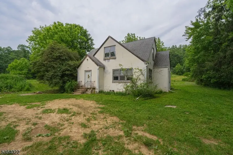 79 Mountain Lake Rd, White, NJ 07823 - Image #2