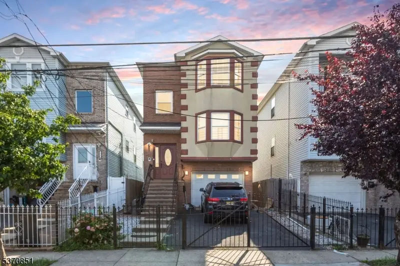 524 Broadway, Elizabeth, NJ 07206 - Image #1