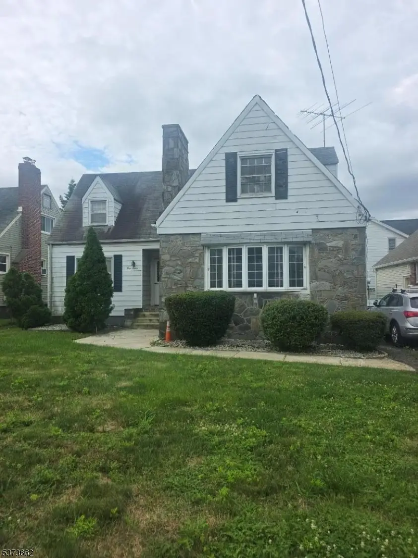 160 Elmwood Ave, Union, NJ 07083 - #1