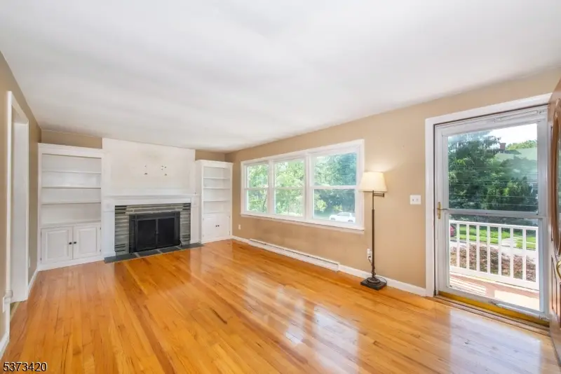 37 Park Ave, Newton, NJ 07860 - Image #2