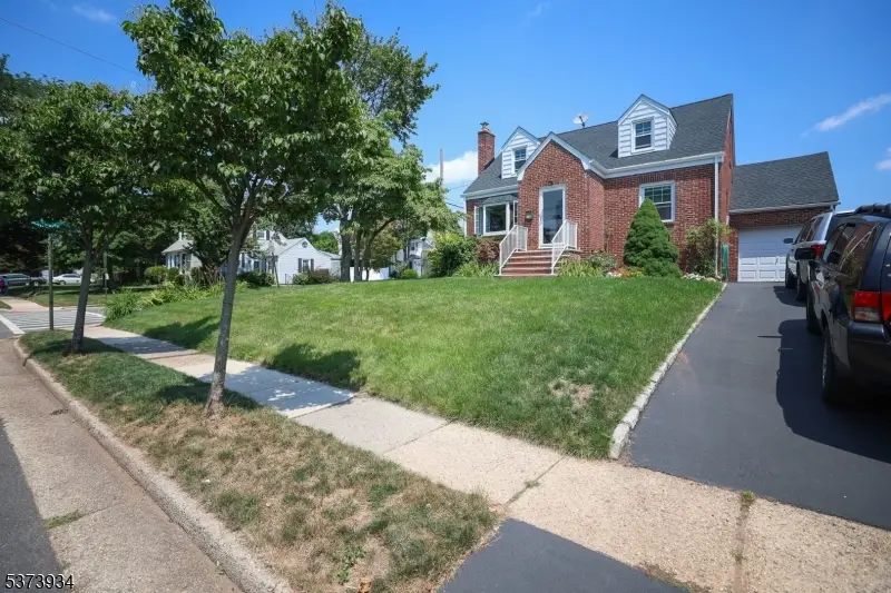 1718 Summit Ter, Linden, NJ 07036 - Image #3