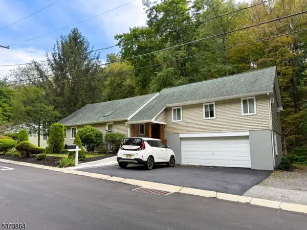 72 E Main St, High Bridge Boro, NJ 08829