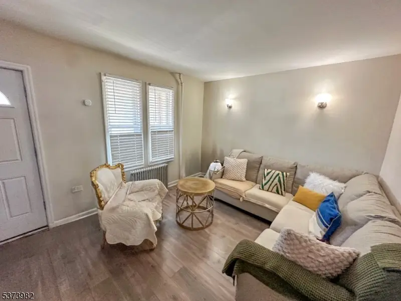 3 Spruce St, Passaic, NJ 07055 - Image #3