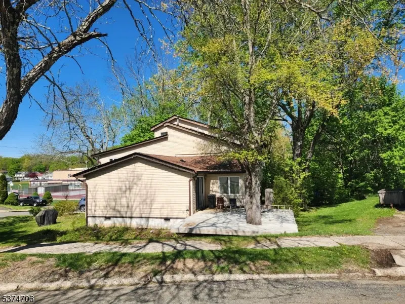 14 Trenton Pl, Newton, NJ 07860 - Image #2