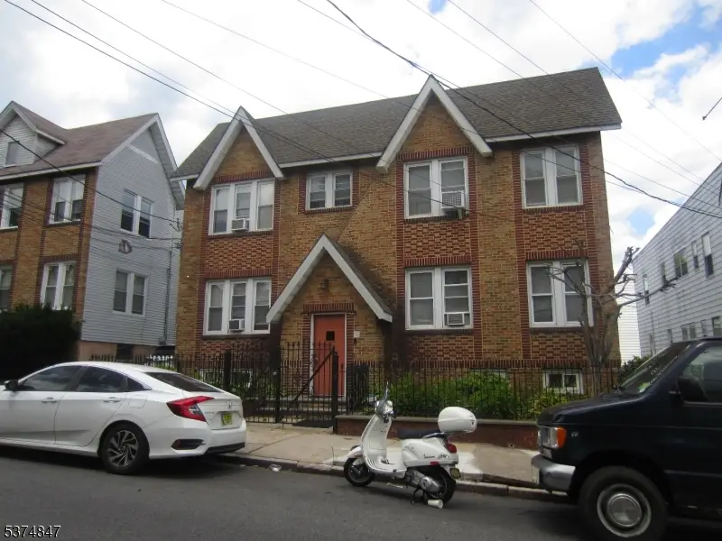 185-187 Ivy St, Newark, NJ 07106 - Image #1