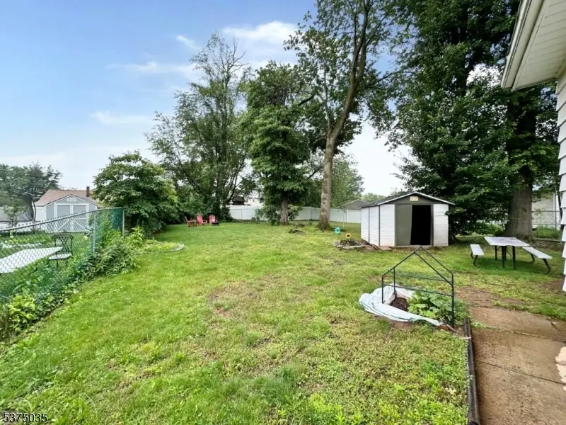 38 Independence Dr, Roselle, NJ 07203 - Image #2
