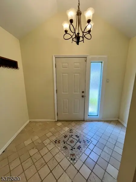 1265 Shetland Dr, Union, NJ 07083 - Image #3