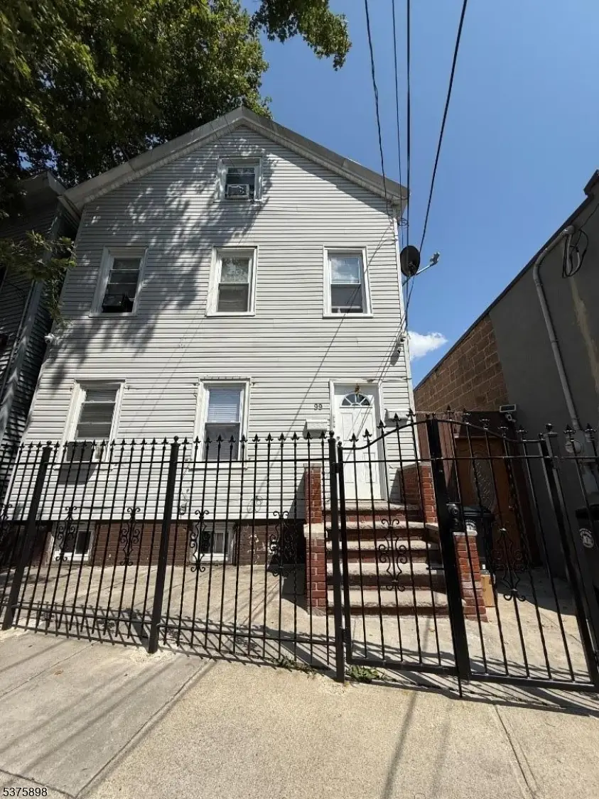 99 Cutler St, Newark, NJ 07104 - Image #1