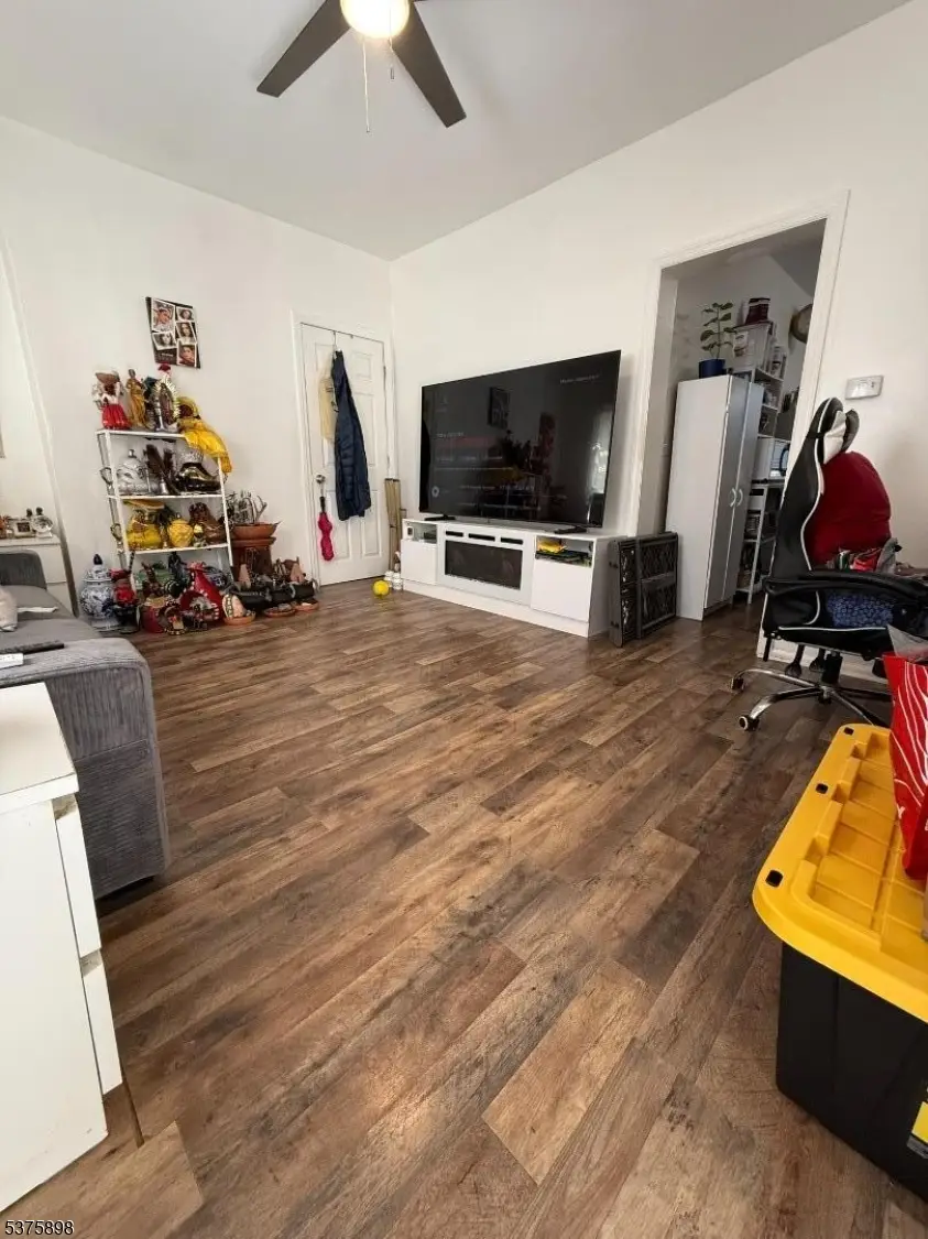 99 Cutler St, Newark, NJ 07104 - Image #3