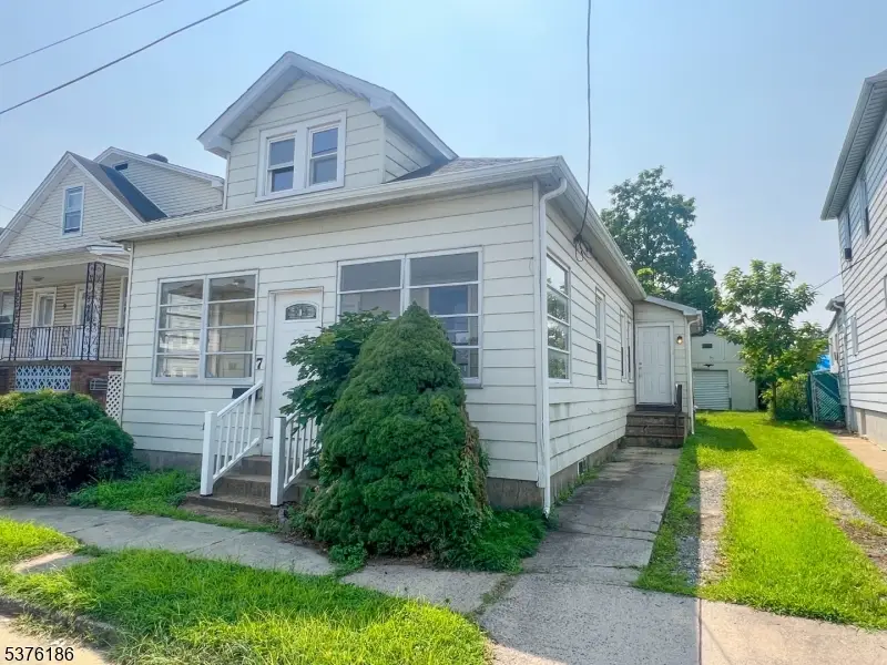 7 Robert St, South River, NJ 08882 - #1