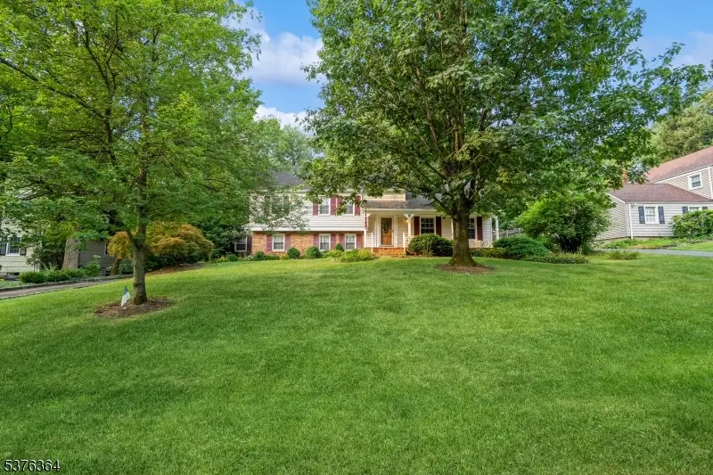 54 Chimney Ridge Dr, Morris, NJ 07960 - Image #3