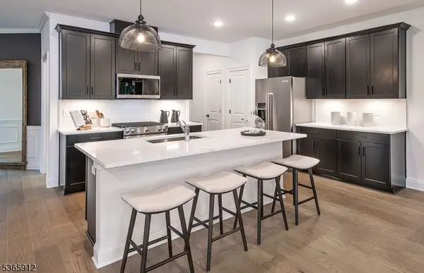 3 Wadsworth Drive #6, Denville Twp., NJ 07834