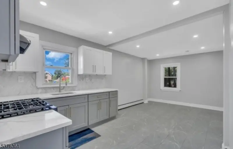 553 S Orange Ave, Newark, NJ 07103 - Image #1