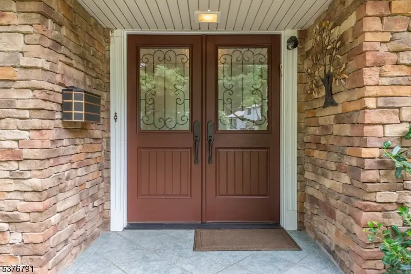 17 Clifford Dr, Preakness, NJ 07470 - Image #3